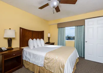 Jade Tree Cove hotel thumbnail 4