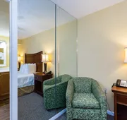 Jade Tree Cove hotel detail image 7