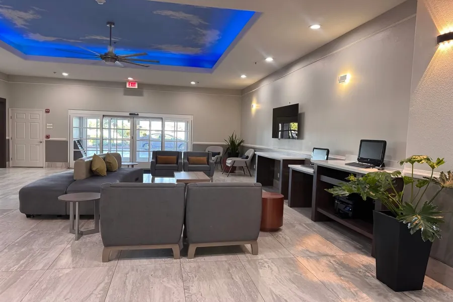 La Quinta Inn & Suites by Wyndham Alamo - McAllen East hotel detail image 2