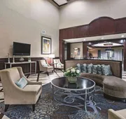 La Quinta Inn & Suites by Wyndham DFW Airport West - Euless hotel detail image 4