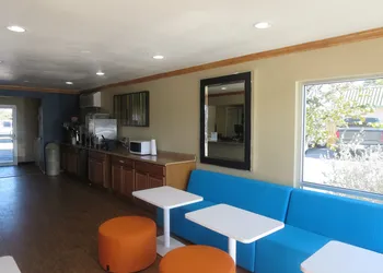 Howard Johnson by Wyndham Odessa TX hotel thumbnail 3