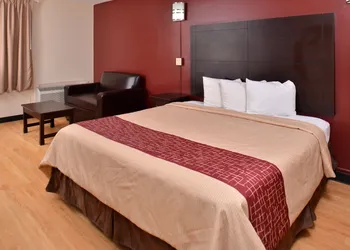 Red Roof Inn Van Horn hotel thumbnail 6