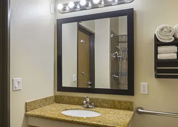 La Quinta Inn by Wyndham Olympia - Lacey hotel thumbnail 5