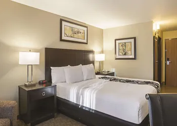 La Quinta Inn by Wyndham Olympia - Lacey hotel thumbnail 7