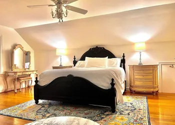 Colonial Gardens hotel thumbnail 8