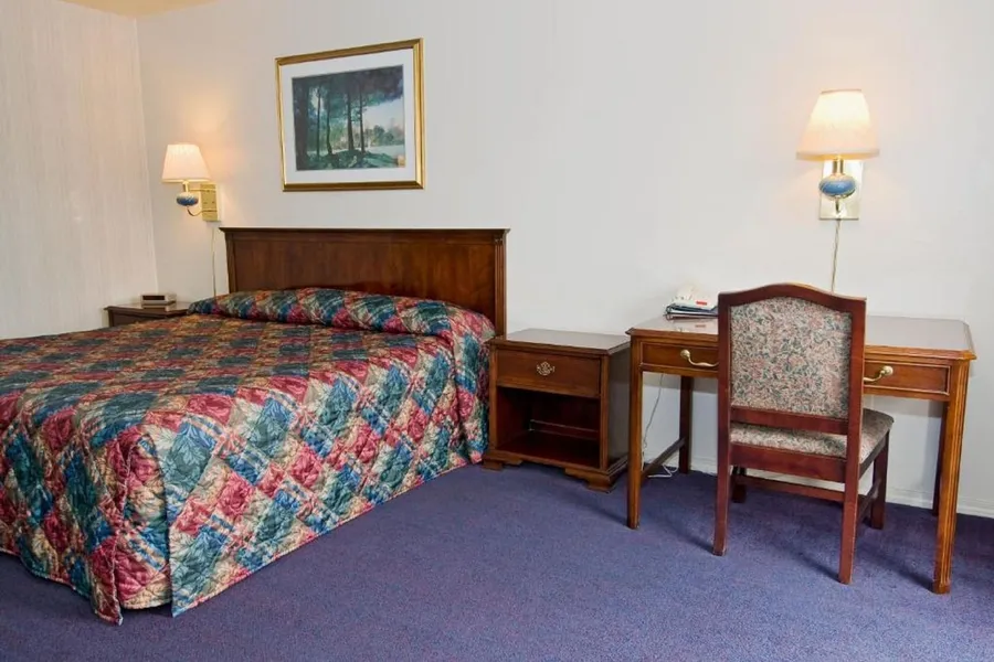 Sequim Bay Lodge hotel detail image 6