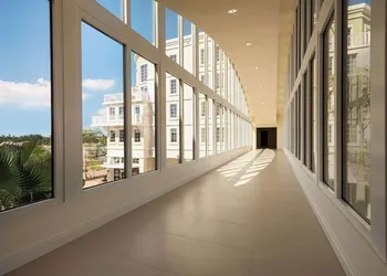 Wyndham Grand Jupiter at Harbourside Place hotel thumbnail 7