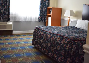East Norwich Inn hotel thumbnail 5