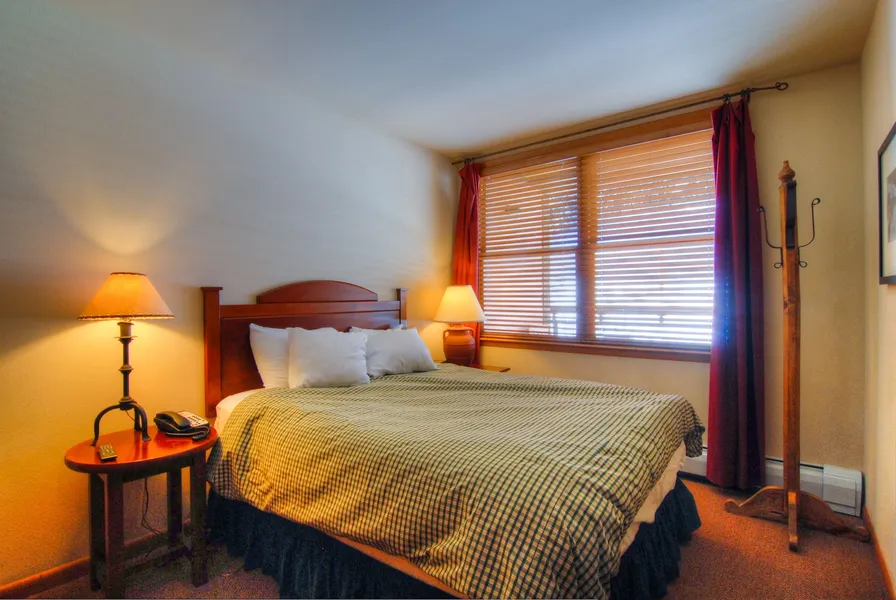 Zephyr Mountain Lodge hotel detail image 6