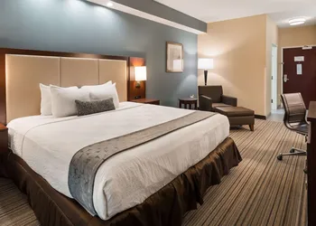 Best Western Plus Boardman Inn & Suites hotel thumbnail 5