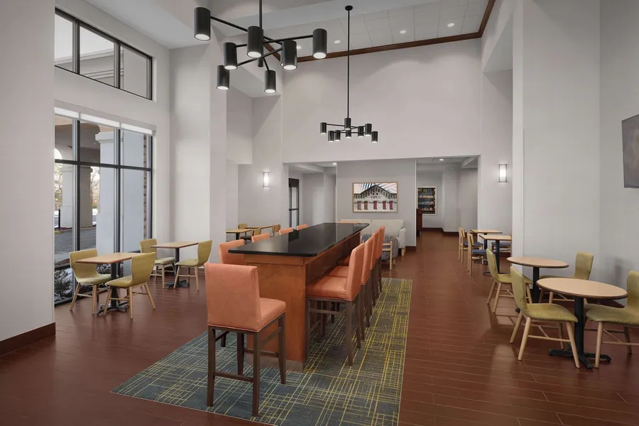Hampton Inn & Suites Lynchburg hotel detail image 2