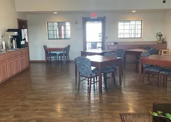 Southern Inn & Suites hotel thumbnail 5
