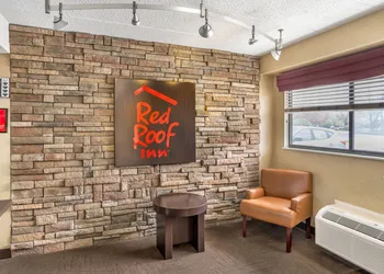 Red Roof Inn Tinton Falls - Jersey Shore hotel thumbnail 5