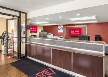 Red Roof Inn Tinton Falls - Jersey Shore hotel thumbnail 7