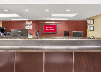 Red Roof Inn Tinton Falls - Jersey Shore hotel thumbnail 8