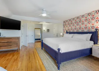 The Shore House hotel thumbnail 8