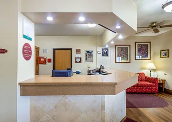 Quality Inn Sheboygan North I-43 hotel thumbnail 4