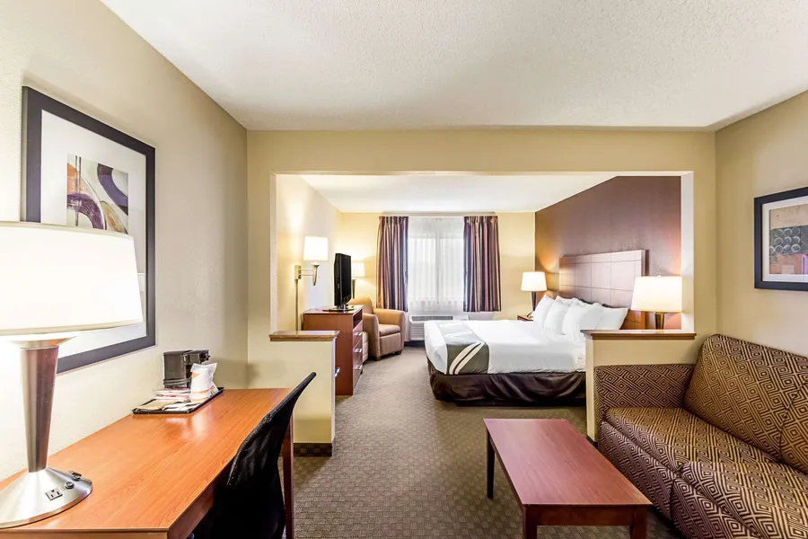 Quality Inn Sheboygan North I-43 hotel detail image 6