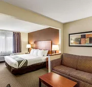 Quality Inn Sheboygan North I-43 hotel detail image 7