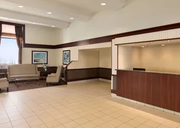 Travelodge by Wyndham Edmonton South hotel thumbnail 3