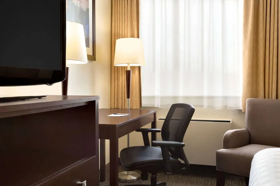 Travelodge by Wyndham Edmonton South hotel detail image 6