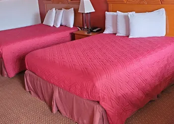 Americana Inn hotel thumbnail 2