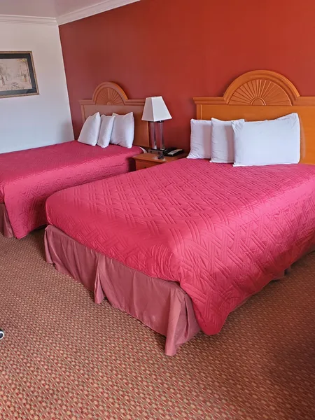 Americana Inn hotel detail image 2