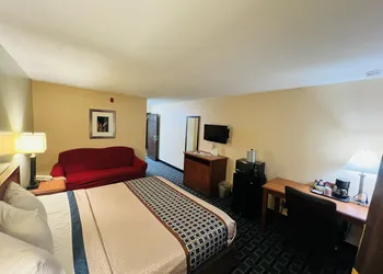 Hometown Inn & Suites hotel thumbnail 5