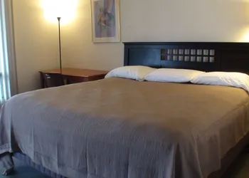 Schuyler Inn hotel thumbnail 6