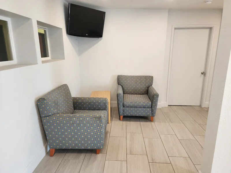 MetroParc 'nSuites hotel detail image 2