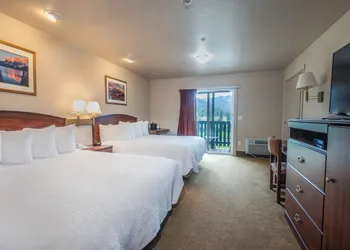Flying Saddle Resort hotel thumbnail 7