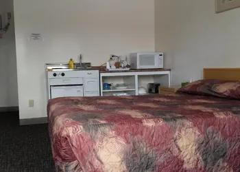 Yorke Inn Motel hotel thumbnail 3