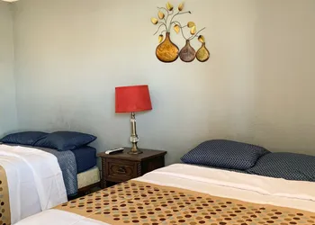 Copper Mountain Motel hotel thumbnail 6