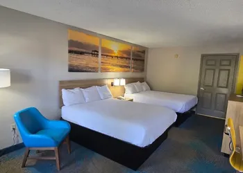 Days Inn by Wyndham Elberton hotel thumbnail 7