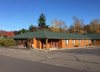 Northwoods Inn & Suites hotel thumbnail 8
