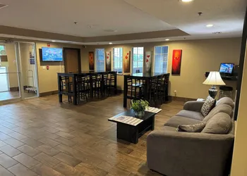 Super 8 by Wyndham Winfield/Quail Ridge Area hotel thumbnail 4