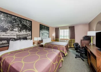 Super 8 by Wyndham Winfield/Quail Ridge Area hotel thumbnail 6
