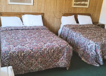 Blue Way Inn And Suites Winfield hotel thumbnail 3
