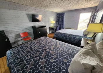 Rodeway Inn hotel thumbnail 6