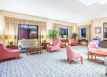 Days Inn & Suites by Wyndham Sutton Flatwoods hotel thumbnail 2