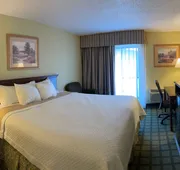 Days Inn & Suites by Wyndham Sutton Flatwoods hotel detail image 7