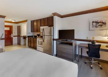 Best Western Plus South Hill Inn hotel thumbnail 6