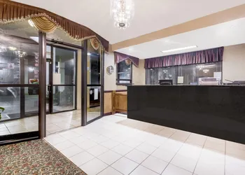 Howard Johnson by Wyndham Perry GA hotel thumbnail 3