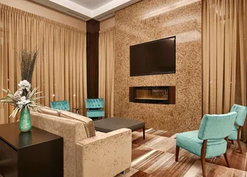 Best Western Plus Lamplighter Inn & Conference Centre hotel thumbnail 5