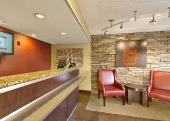 Red Roof Inn Detroit - Roseville/ St Clair Shores hotel thumbnail 2