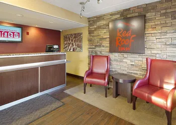 Red Roof Inn Detroit - Roseville/ St Clair Shores hotel thumbnail 3