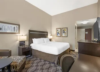 Best Western Plus Travel Hotel Toronto Airport hotel thumbnail 8