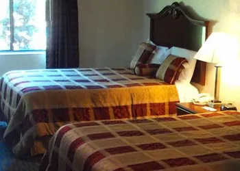 Western Motel Inn and Suites Hazlehurst hotel thumbnail 7