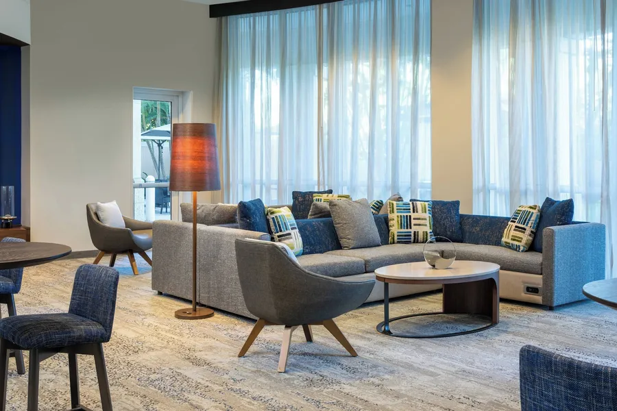 Courtyard by Marriott Fort Lauderdale Airport & Cruise Port hotel detail image 2