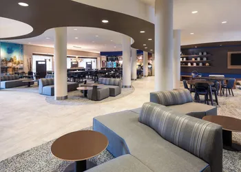 Courtyard by Marriott Fort Lauderdale Airport & Cruise Port hotel thumbnail 3